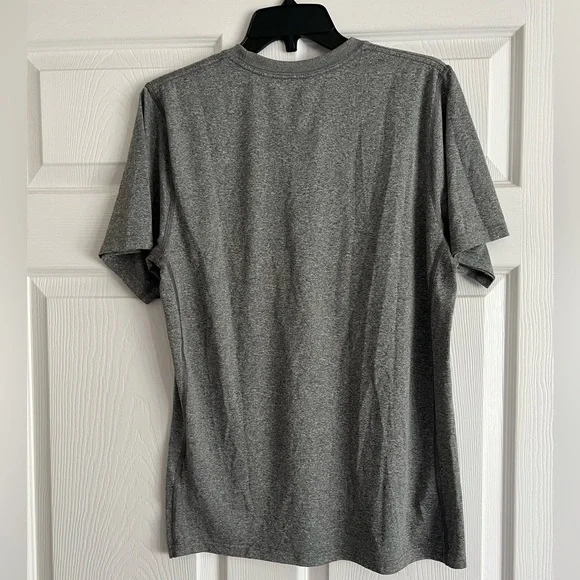 Nike dri fit shirt - Picture 4 of 4